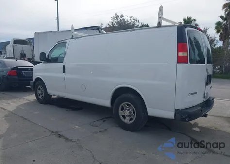 2005 Chevrolet Express from USA, damaged, VIN 1GCFG15X751142025